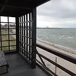 Costa Del *